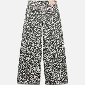 Zara wide leg leopard print denim jeans size 26 (2)